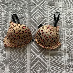 Victoria’s Secret Bombshell bra